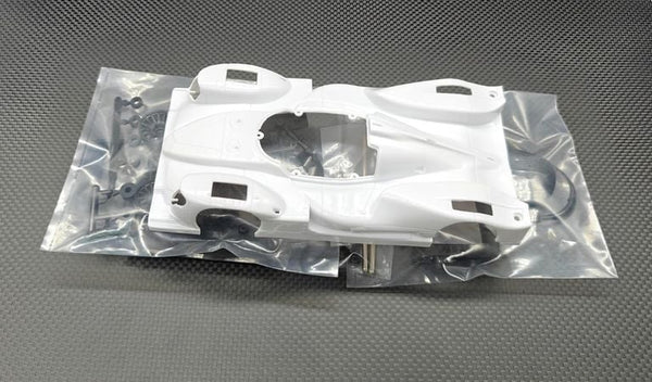 GLレーシング　GL-LM P2 　ほぼ新品です。 GLracing 最新シャーシ 発表 GL-LMP2 | MoNのRacingな日常