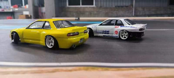 Rhino Racing Scocca Lexan S13 RB In Scala 1/24 Per Auto RC (Passo 113mm) RTS-250