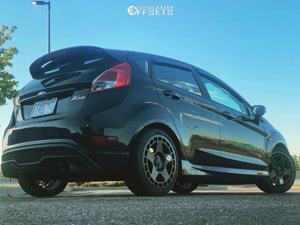 1738098-1-2018-fiesta-ford-st-stock-air-suspension-fifteen52-turbomac-black