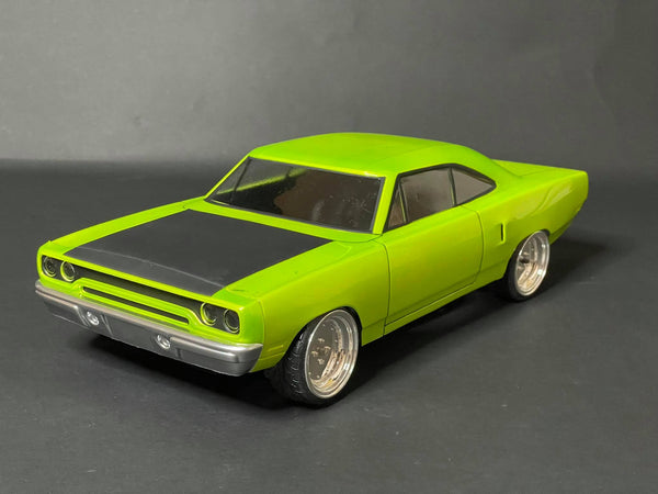 Plymouth Roadrunner Classic Muscle Car 1-10 Body Set [APlastics