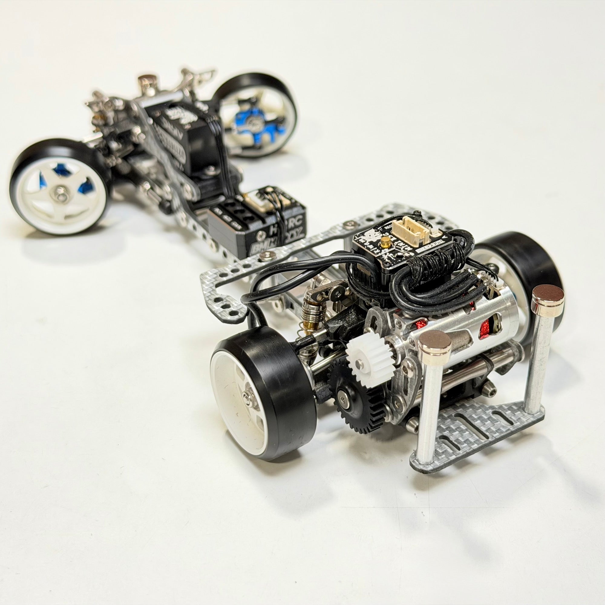 RTS 1-24 (SIlver Carbon) 2026 RWD Drift Car Almost READY TO RUN RTR - Fully Assembled (need radio) [Rhino Racing] RTS-2406