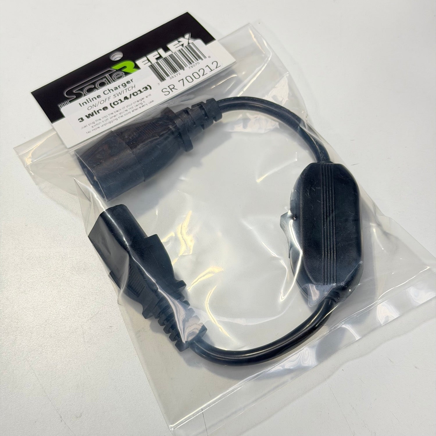Inline Charger On/Off Switch Cable C14 C13 (ATX Style) 3 Wire [Scale Reflex] 700212