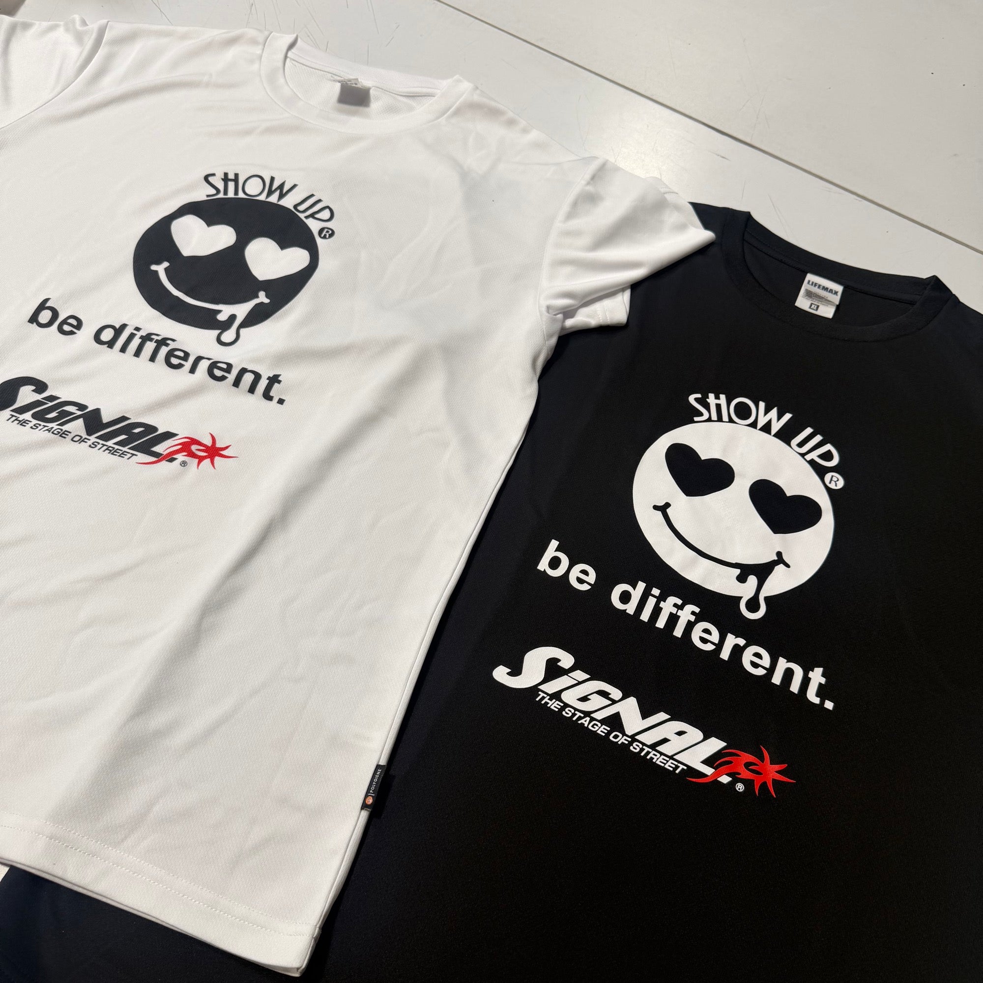 Show Up x Signal Auto POLYGIENE T-Shirt Tshirt Black White [Show Up]