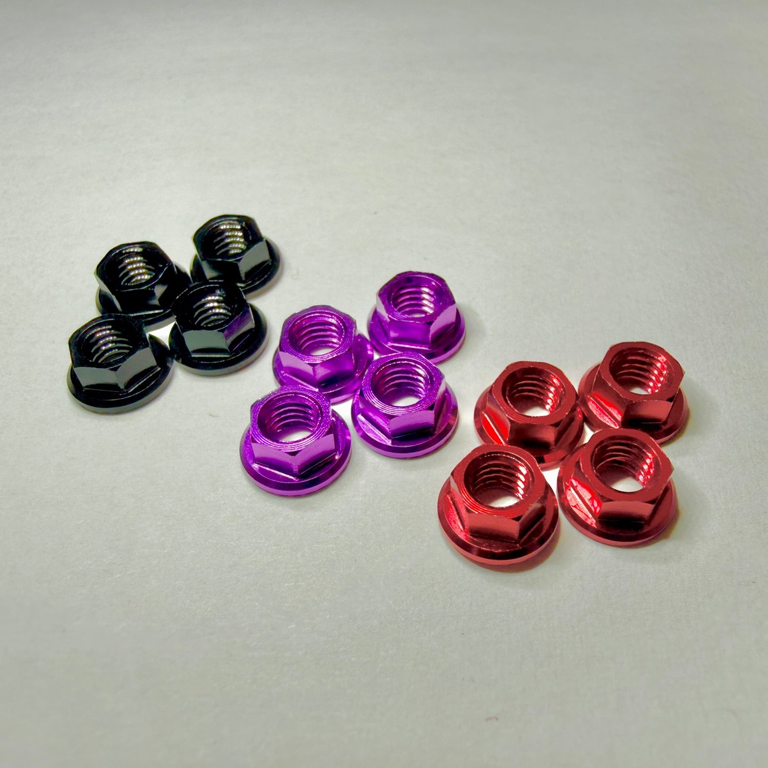 5.5mm Serrated Lightweight Aluminum WHEEL NUTS Lug Nut - Black Red Purple [SCALE REFLEX]