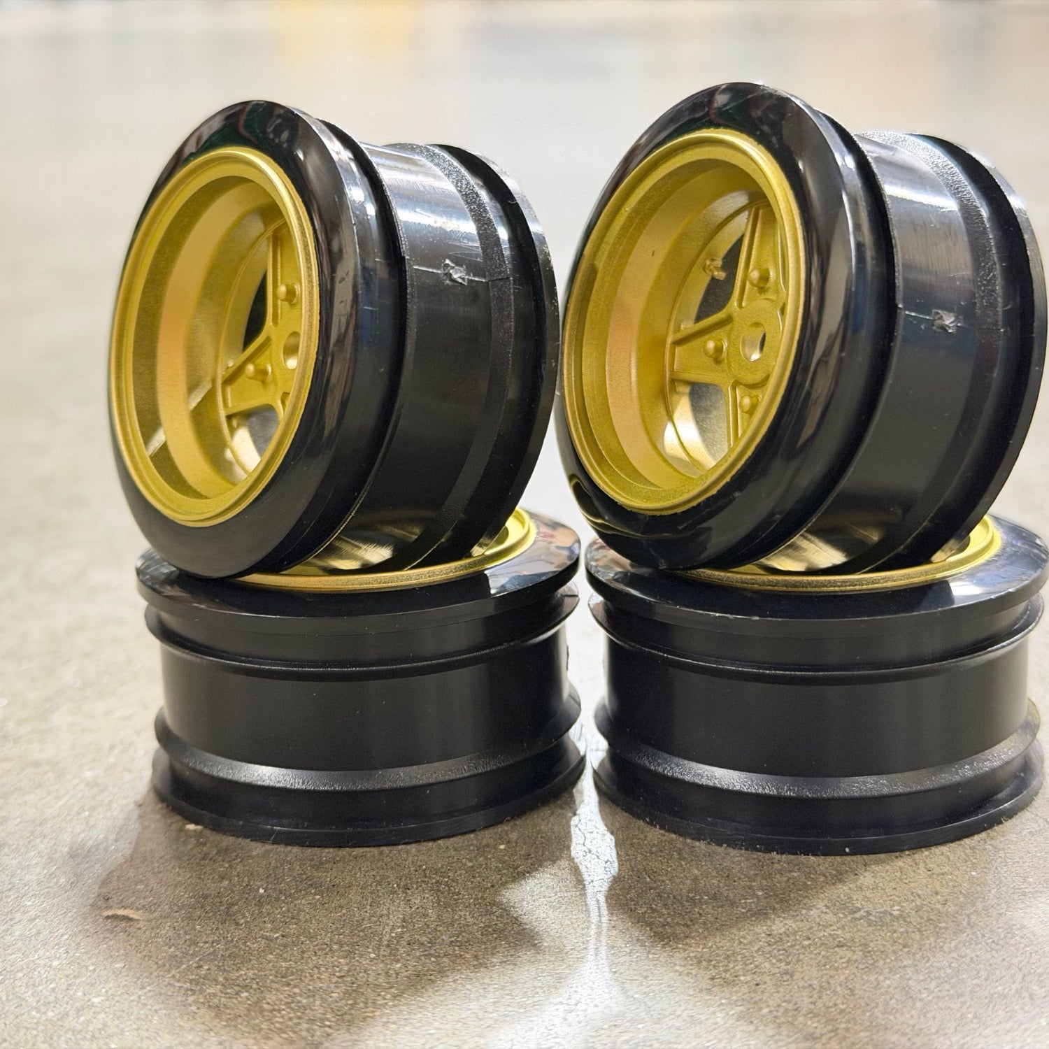 1-10 TAKECHI PROJECT RACING HART 4 SPOKE RIMS (GOLD) +6 (4 PACK) (INCH DOWN) [K FORCE] KF-5814