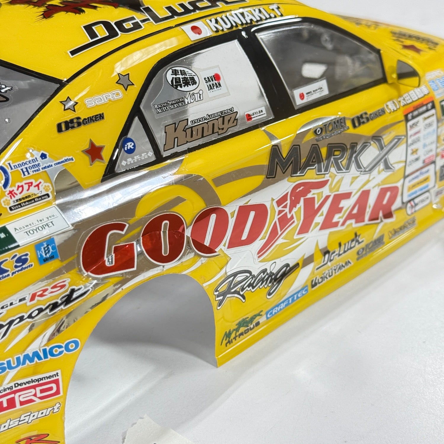 PAINTED Toyota Mark X GRX130 GOODYEAR D1GP Spec w/ Mirror, Exhaust and Light Buckets Set 1-10 Body Set *Discontinued NOS* [Yokomo] SD-MKXB