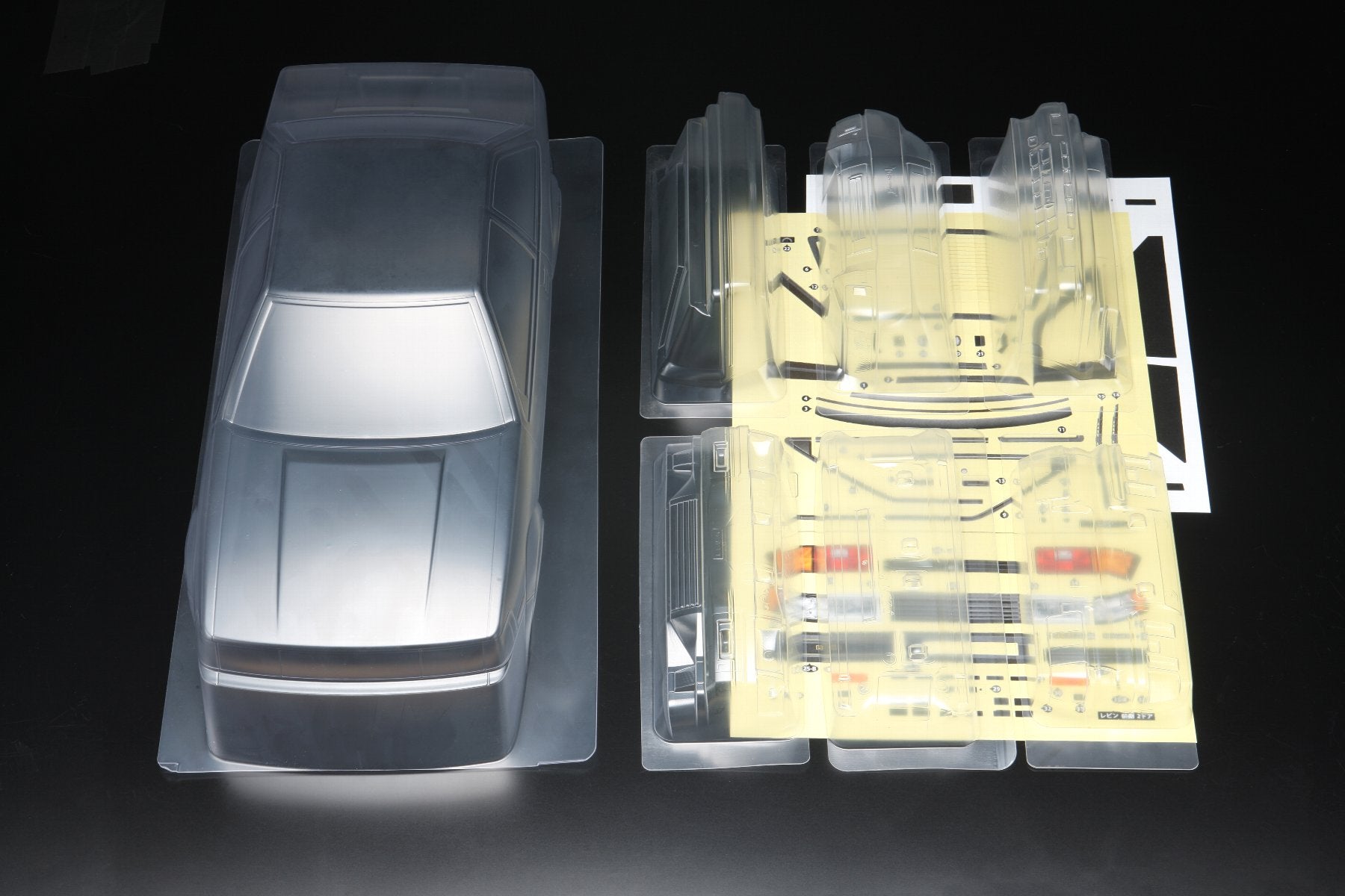 PREORDER: TOYOTA Corolla Levin (AE86) 2-Door Body Set 1-10 Clear Lexan [Yokomo] SD-AE86L2B