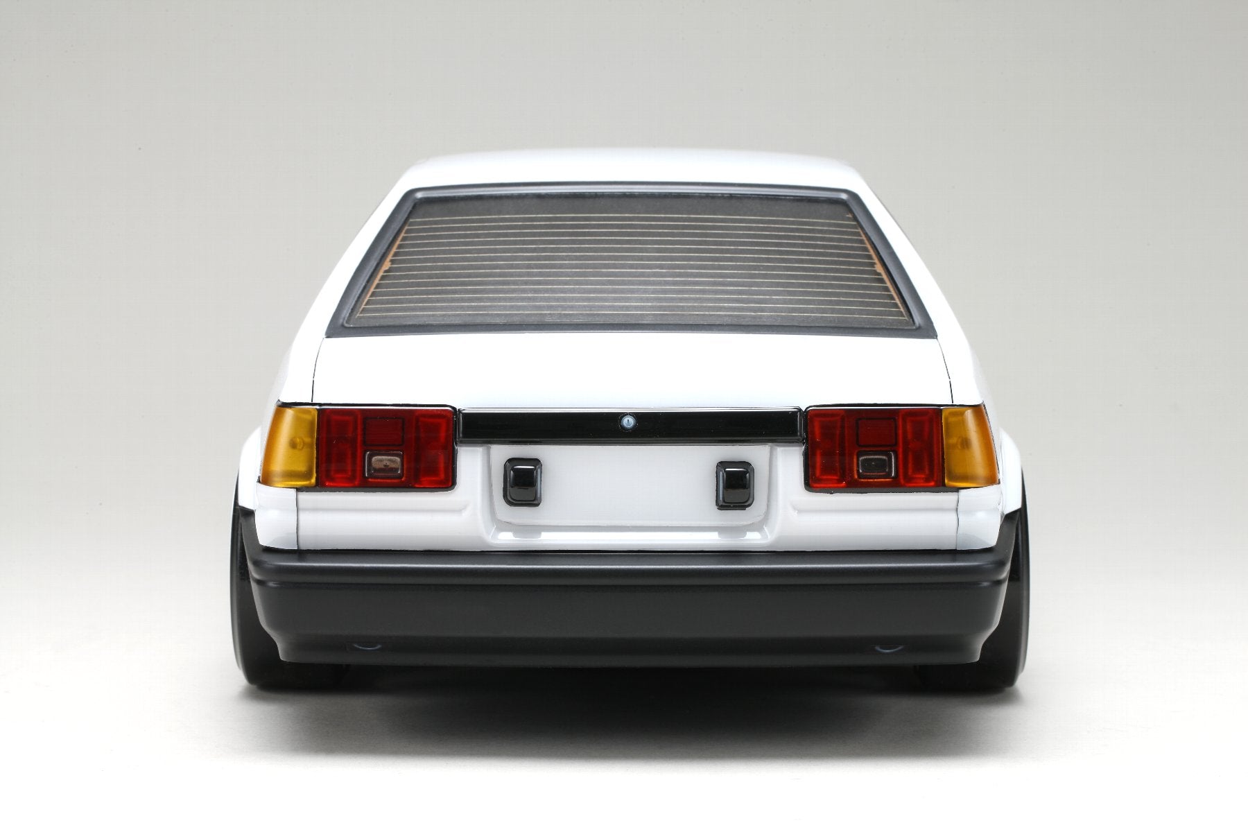 PREORDER: TOYOTA Corolla Levin (AE86) 2-Door Body Set 1-10 Clear Lexan [Yokomo] SD-AE86L2B