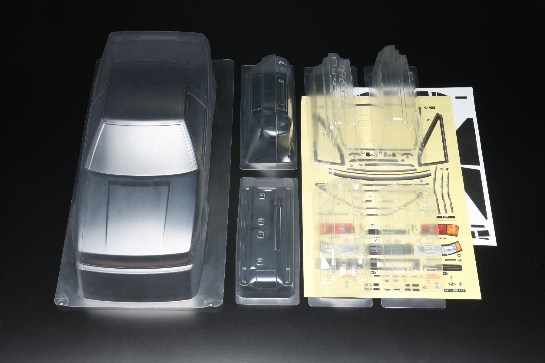 PREORDER: TOYOTA Corolla Levin (AE86) 3-Door Body Set 1-10 Clear Lexan [Yokomo] SD-AE86L3B