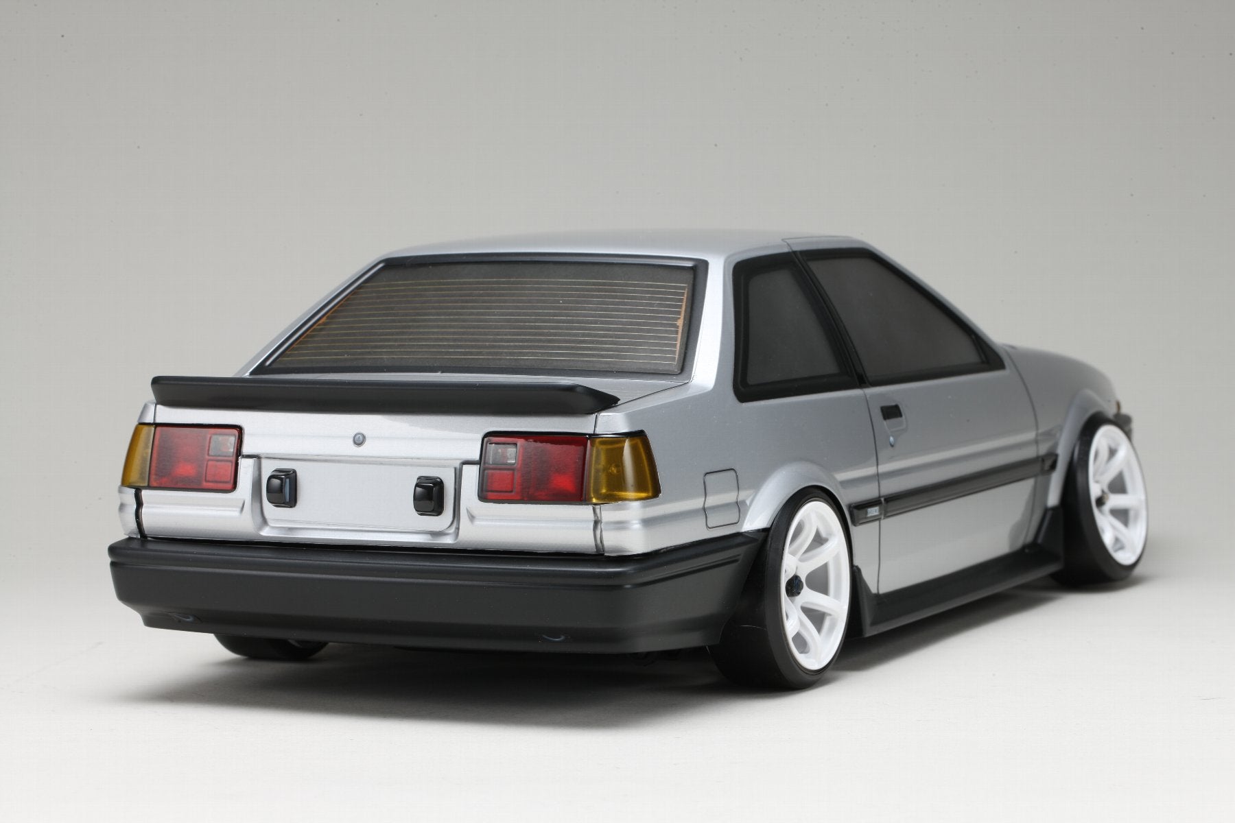 PREORDER: TOYOTA Sprinter Trueno(AE86)2Dr Aero Parts Set for SD-AE86T2B [Yokomo] SD-AE86T2P