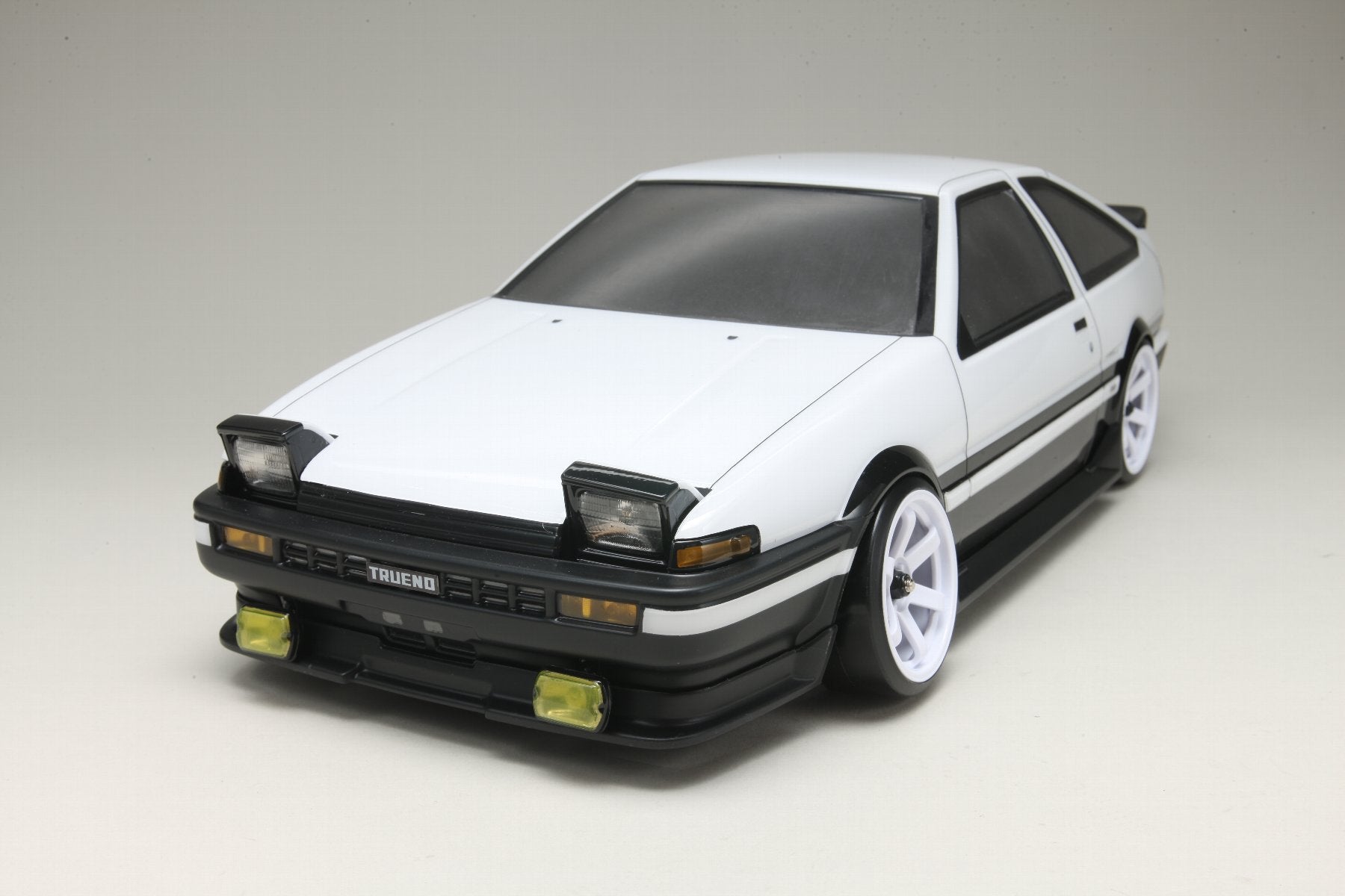 PREORDER: TOYOTA Sprinter Trueno(AE86)3Dr Aero Parts Set for SD-AE86T3B [Yokomo] SD-AE86T3P