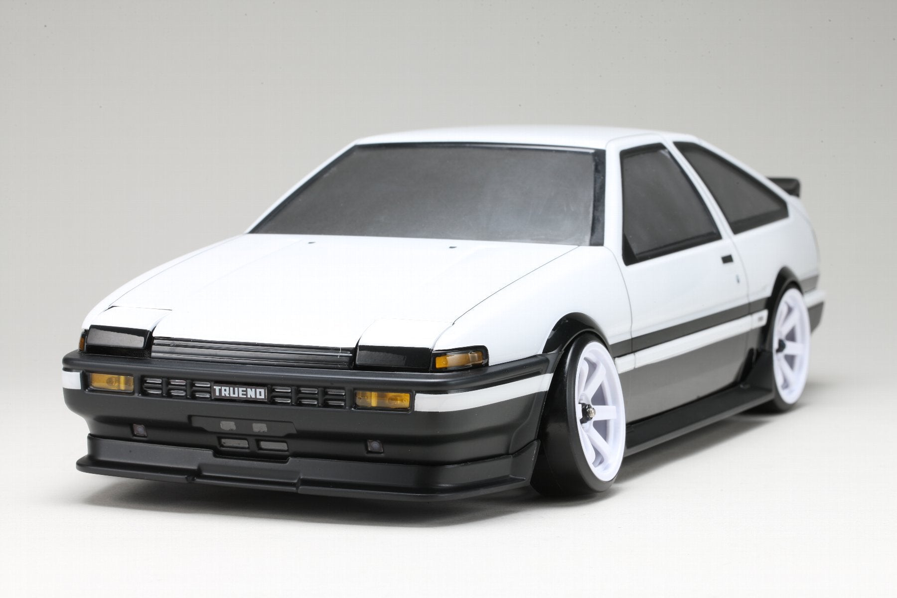 PREORDER: TOYOTA Sprinter Trueno(AE86)3Dr Aero Parts Set for SD-AE86T3B [Yokomo] SD-AE86T3P
