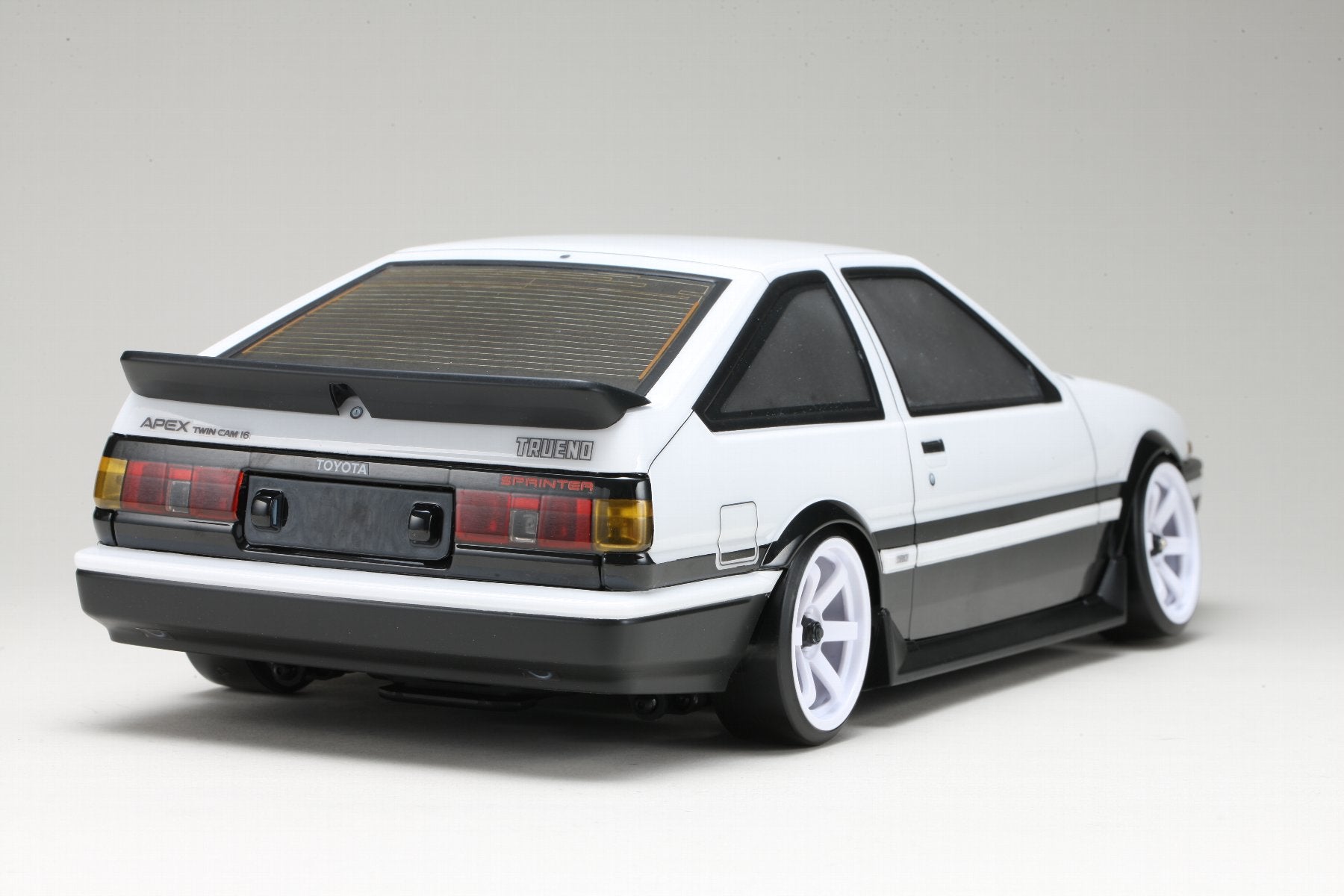 PREORDER: TOYOTA Sprinter Trueno(AE86)3Dr Aero Parts Set for SD-AE86T3B [Yokomo] SD-AE86T3P