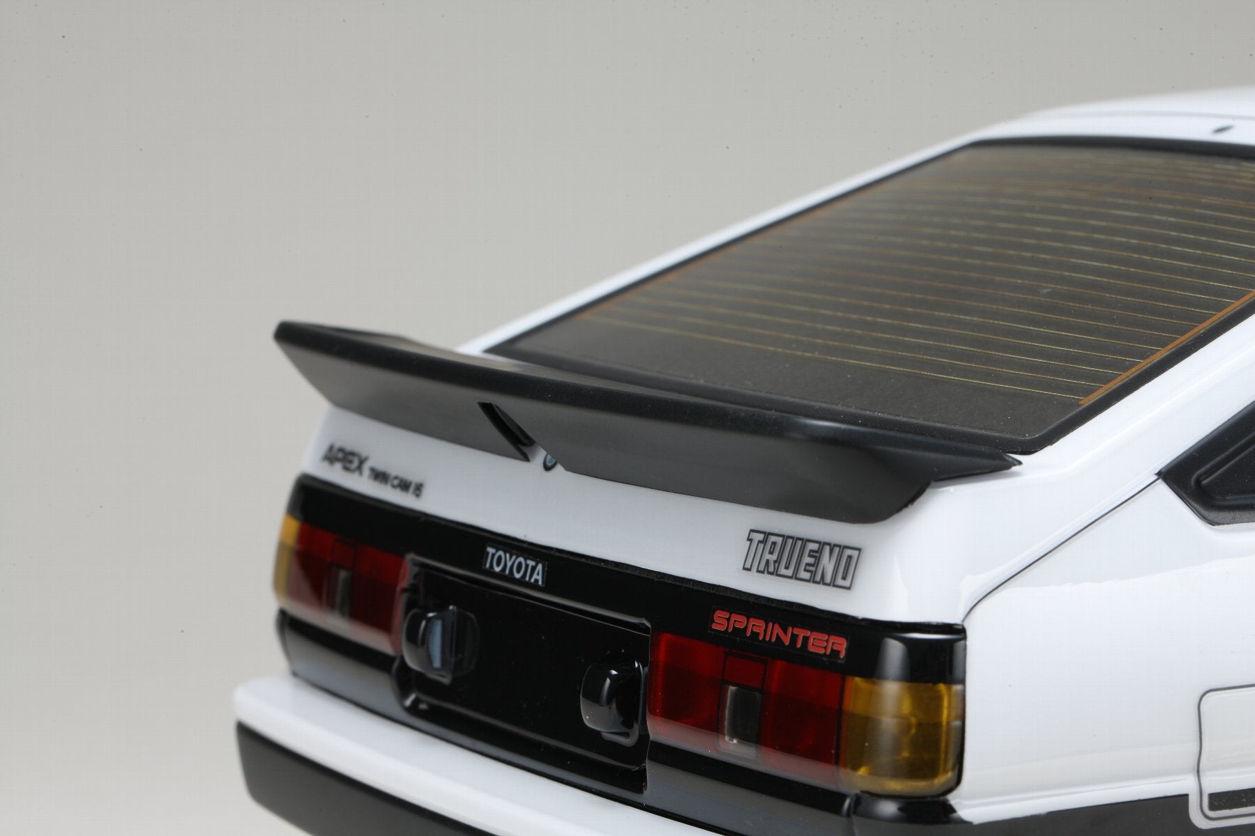 PREORDER: TOYOTA Sprinter Trueno(AE86)3Dr Aero Parts Set for SD-AE86T3B [Yokomo] SD-AE86T3P