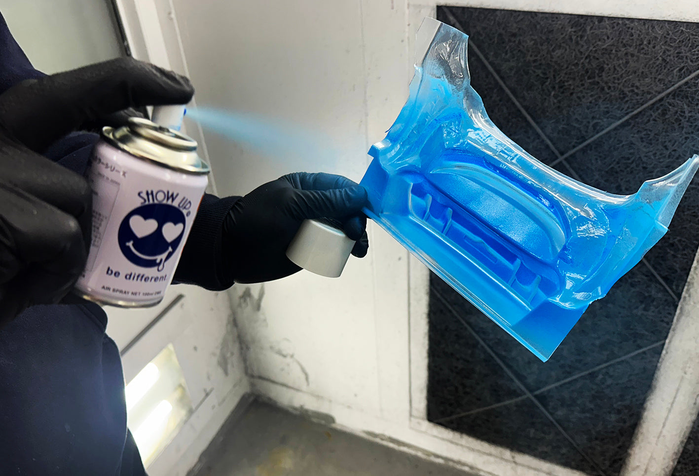 Show Up Aerosol Spray 100mL / PCBinder (Made in Japan) for Lexan [Show Up]