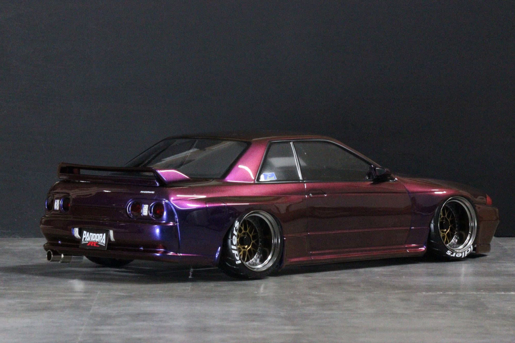 PREORDER: Nissan Skyline BNR32 4dr Sedan R32 1-10 Body Set [Pandora] PAB-3232