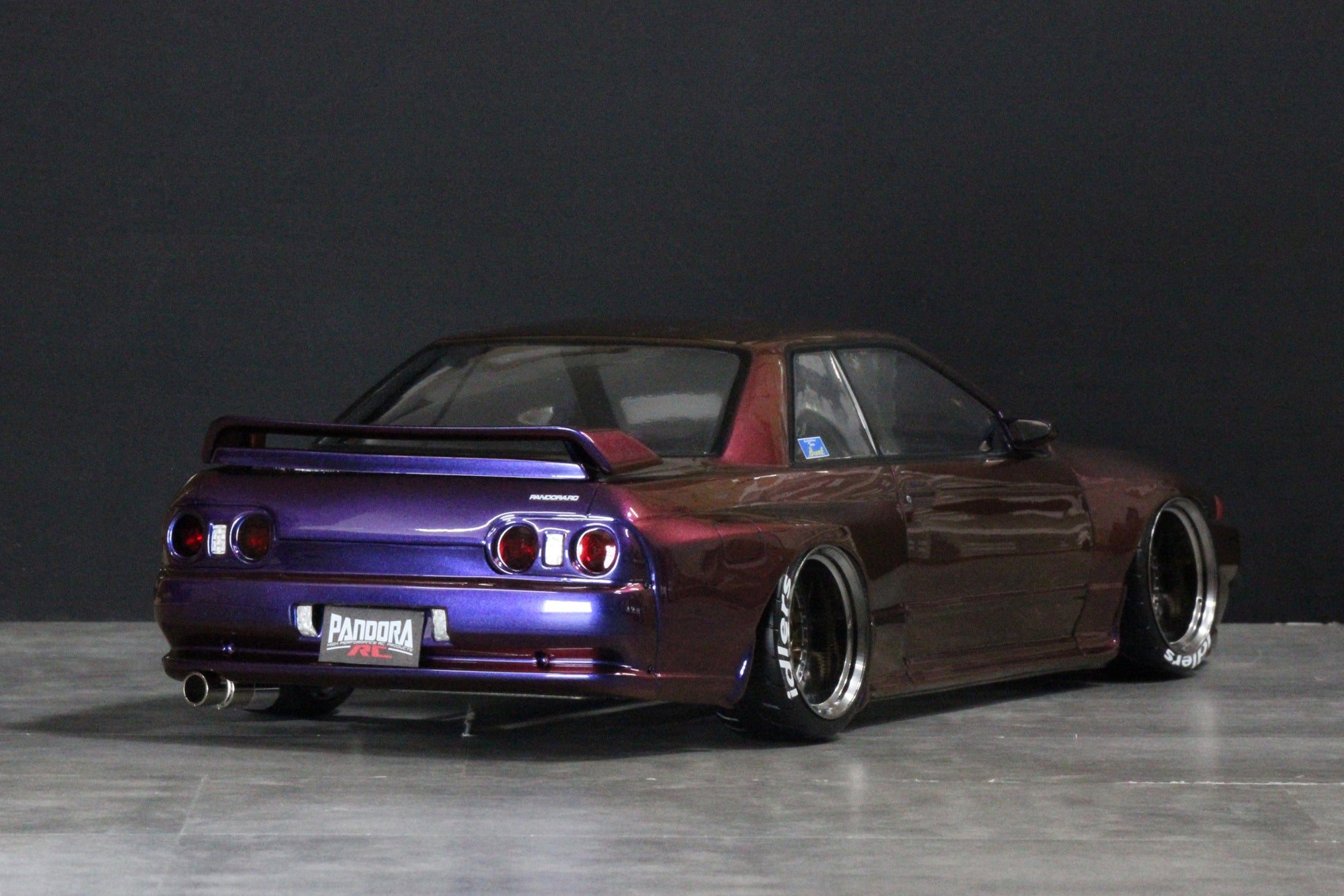 PREORDER: Nissan Skyline BNR32 4dr Sedan R32 1-10 Body Set [Pandora] PAB-3232