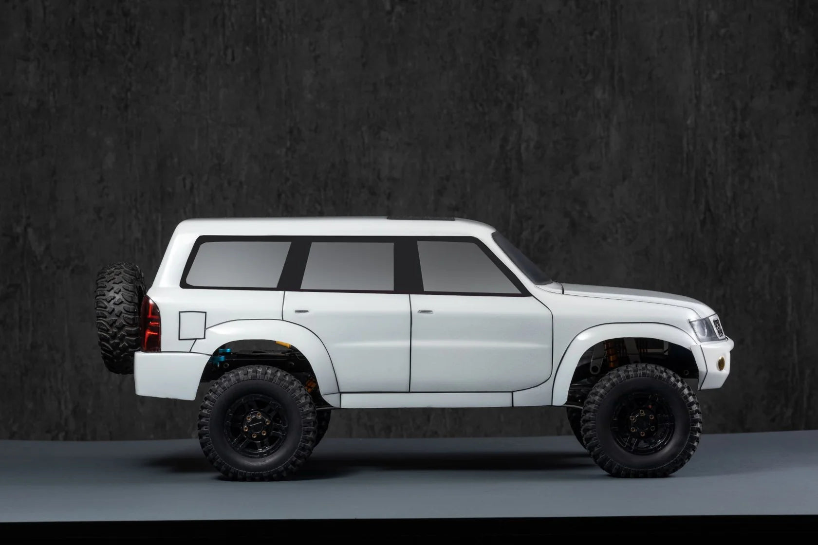 1997 Nissan Patrol SUV Safari 1-10 Body Set [APlastics] AP-PY61