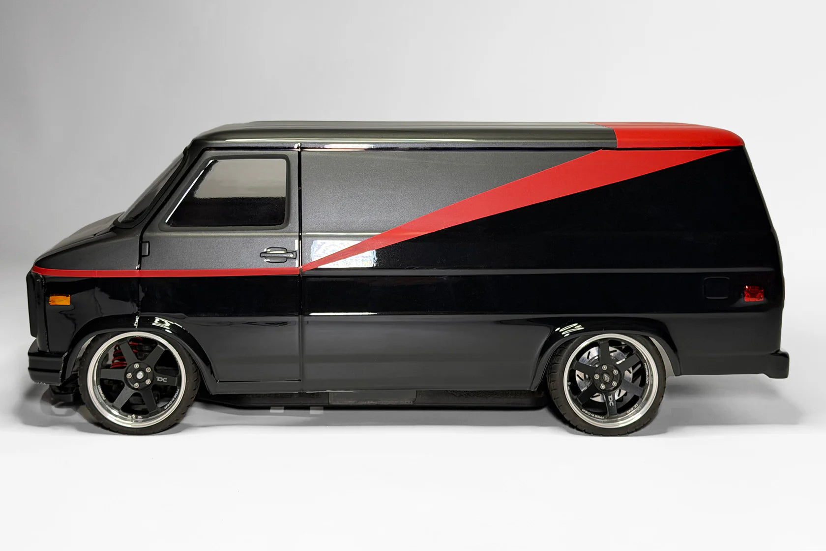 GMC Vandura Van 1983 - A-Team 1-10 BODY SET [APlastics] AP-GMCVANDURA