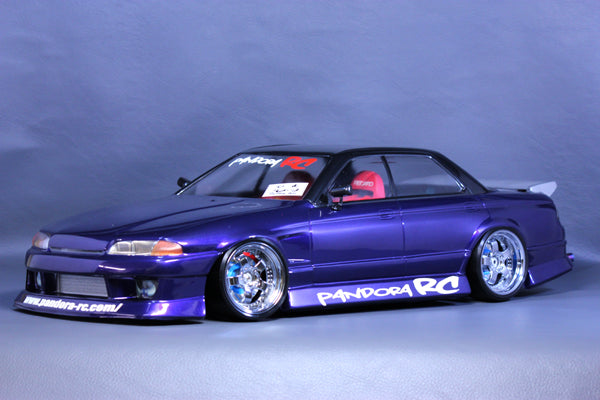 【レア】パンドラ R32ボディとシャーシ Nissan Skyline GT-R R32 Sedan BN SPORT 4-Door 1-10 Body Set